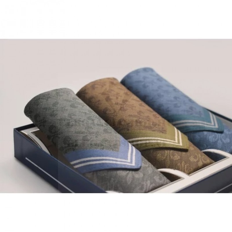            Férfi zsebkendő szett díszdobozban - 3 db