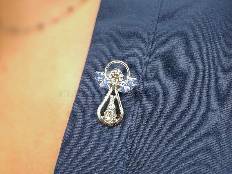 Angyalka kitűző Kitűzők, Brossok Angyalka kitűző Kitűzők, Brossok