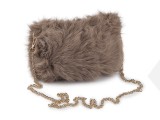                                      Szörme táska fém lánccal - 24x19 cm Női táska, pénztárca, öv