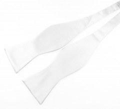                       Goldenland szatén köthető csokornyakkendő - Fehér Csokornyakkendő